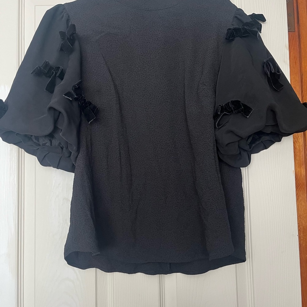 Elegant Black Puff Sleeve Top